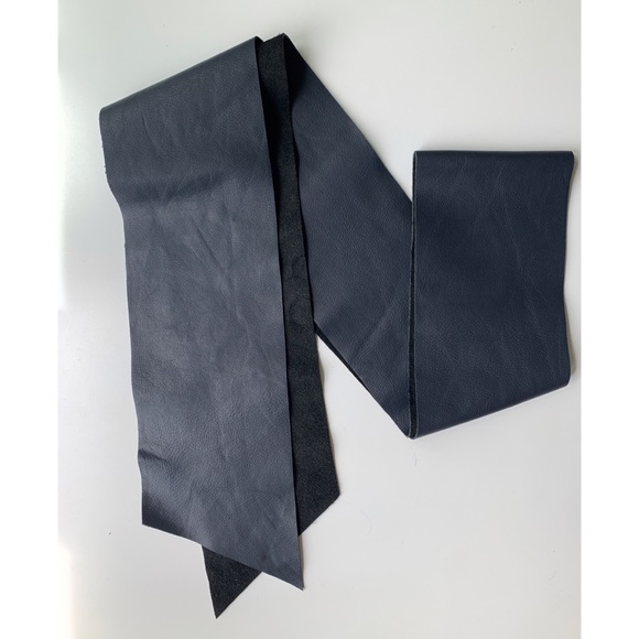 Brand New! Leather Navy Belt/Waist Cincher by June and Joy - Picture 2 of 2